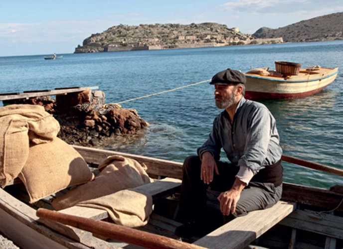 Ο Στέλιος Μάινας ως Γιώργης στο τηλεοπτικό «Νησί»