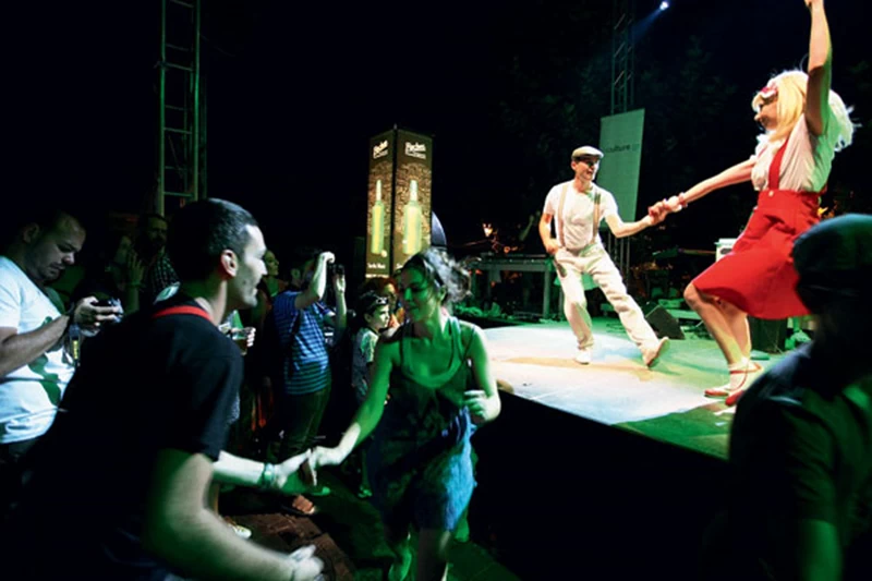 Swing Time in Athens - εικόνα 3