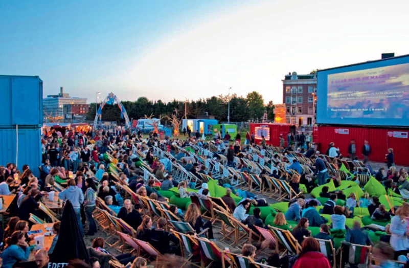 Πιάσαμε σεζλόνγκ στα open air cine-festivals της Ευρώπης - εικόνα 1
