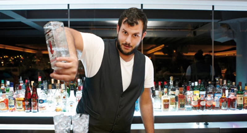 5 κορυφαίοι bartenders προτείνουν τα πιο εξωτικά κοκτέιλ της πόλης - εικόνα 6