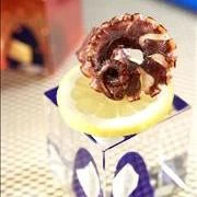 Xταπόδι με ούζο από τον Χρύσανθο Καραμολέγκο