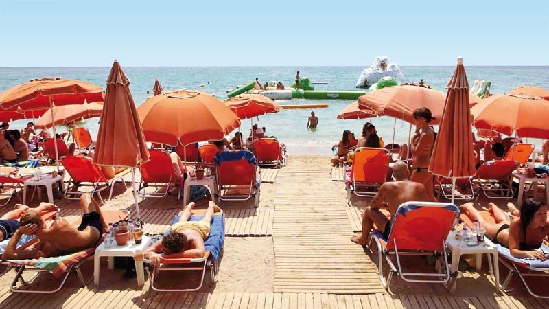 Βρες την οργανωμένη παραλία της Αττικής που σου ταιριάζει - εικόνα 9