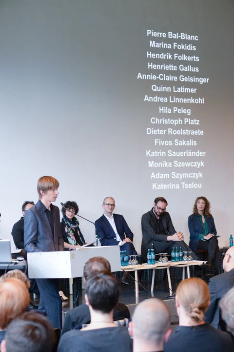 documenta 14, Adam Szymczyk: γιατί τα επόμενα χρόνια όλος ο κόσμος της τέχνης θα μιλάει για την Αθήνα - εικόνα 4