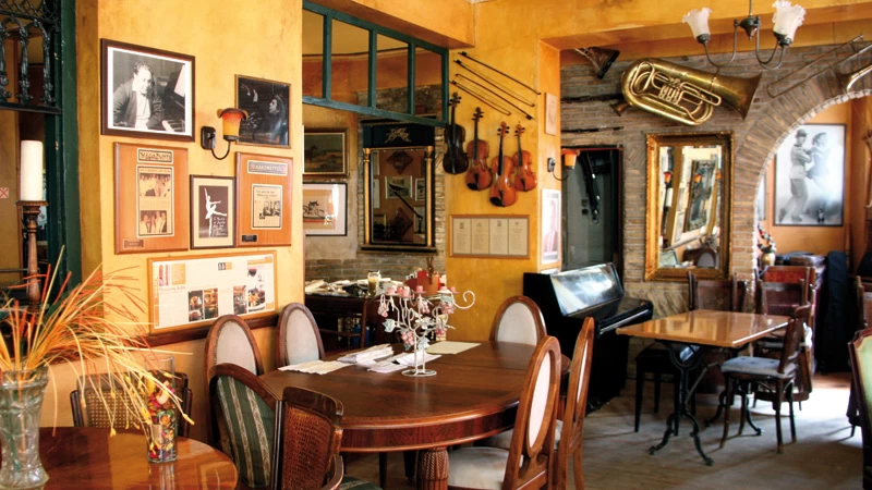 9 ιστορικά εστιατόρια της Αθήνας - εικόνα 4