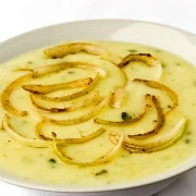 Σούπα λαχανικών και καραμελωμένο αχλάδι