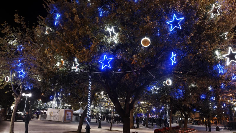 Γιατί η Αθήνα δεν είναι Χριστουγεννιάτικος προορισμός και πώς μπορεί να γίνει - εικόνα 2