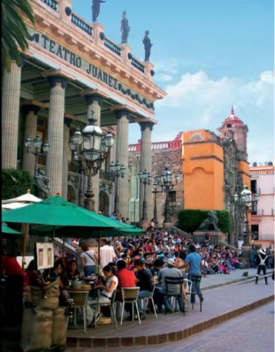 Guanajuato: To θέατρο Juarez, κόσμημα της πόλης. 