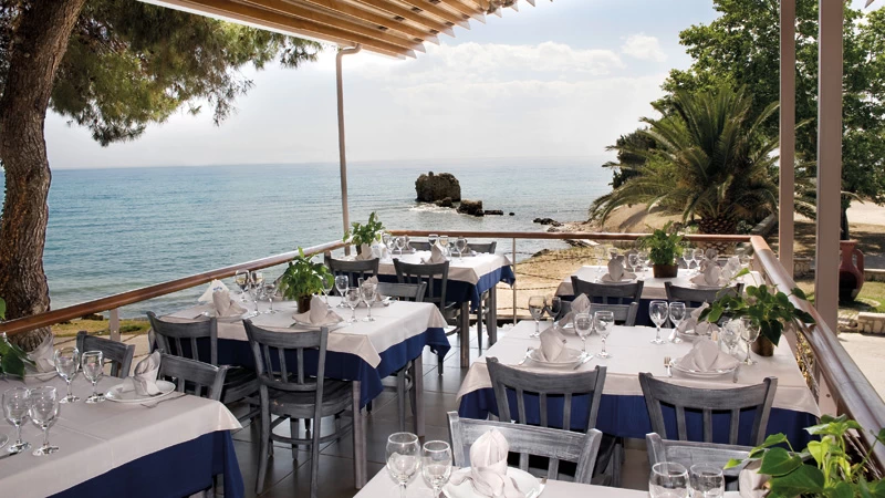 Χρυσοί Σκούφοι 2015: Αυτά είναι τα καλύτερα εστιατόρια της Ελλάδας - εικόνα 49