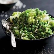 Αρακάς με μαρούλι και μέντα 