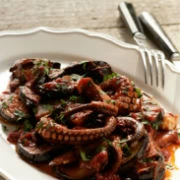 Χταπόδι με μελιτζάνες