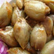 Σουγάνια Μυτιλήνης (κρεμμυδοντολμάδες αβγολέμονο)