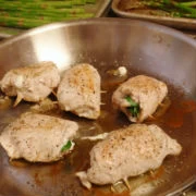 Ρολό κοτόπουλο με πέστο 