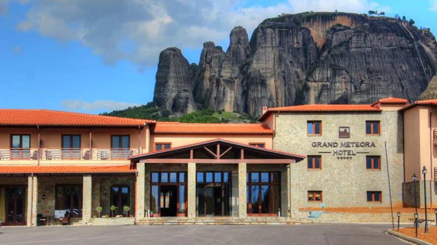 «Grand Meteora Hotel», νέα άφιξη με ασυναγώνιστη θέα
