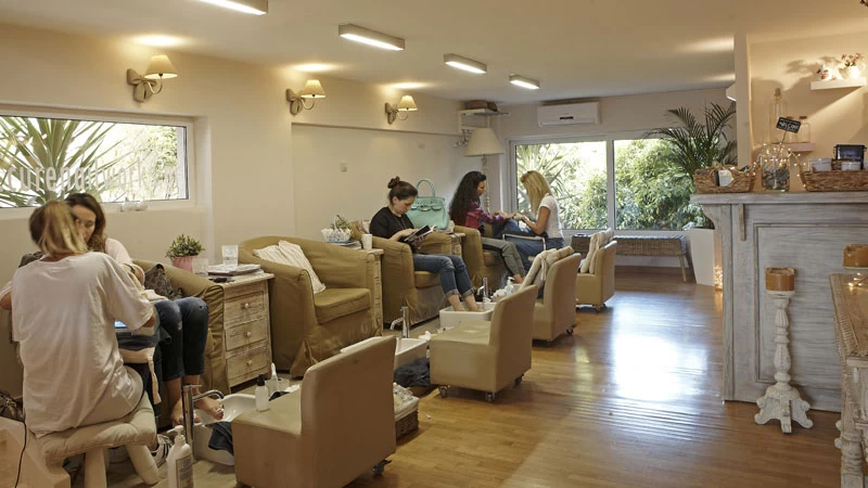 CURE Nailworks