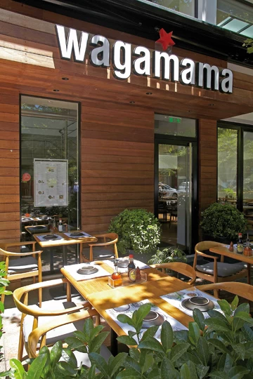 «Wagamama»: Ασιατική γαστρονομία με σινεφίλ διάθεση - εικόνα 1