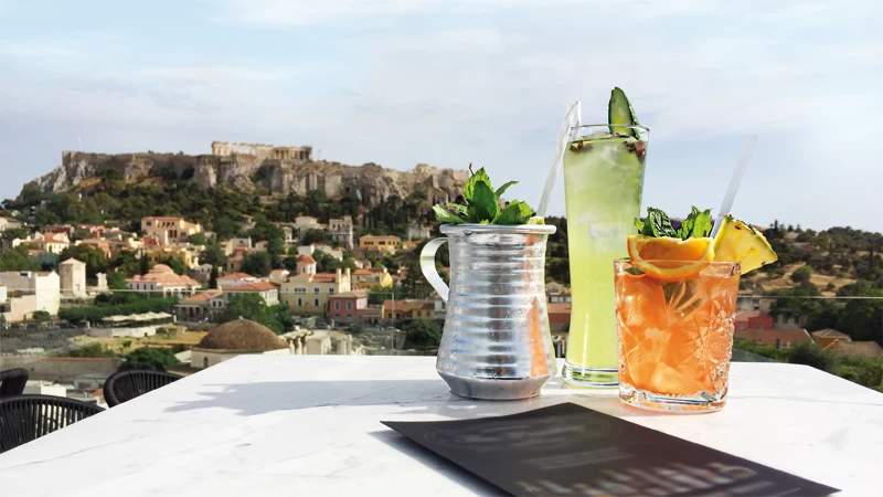 A for Athens: Ταξίδι πάνω απ’ την Αθήνα στην πρώτη θέση - εικόνα 1