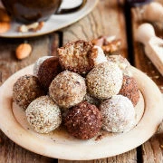 Παγωμένα τρουφάκια με μπανάνα