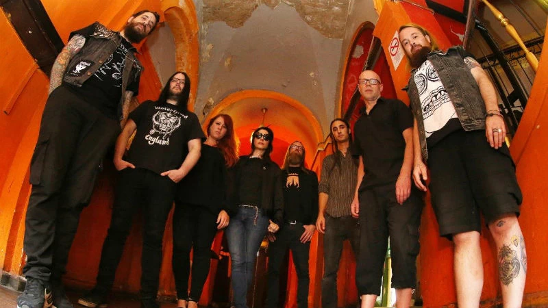 Τρεις ιδιαίτερες rock συναυλίες - εικόνα 2