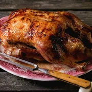 Ψητή χήνα με γλάσο από μέλι, μουστάρδα και τζίντζερ 