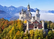 Παραμυθένια κάστρα της Ευρώπης που εξάπτουν την ταξιδιωτική μας φαντασία