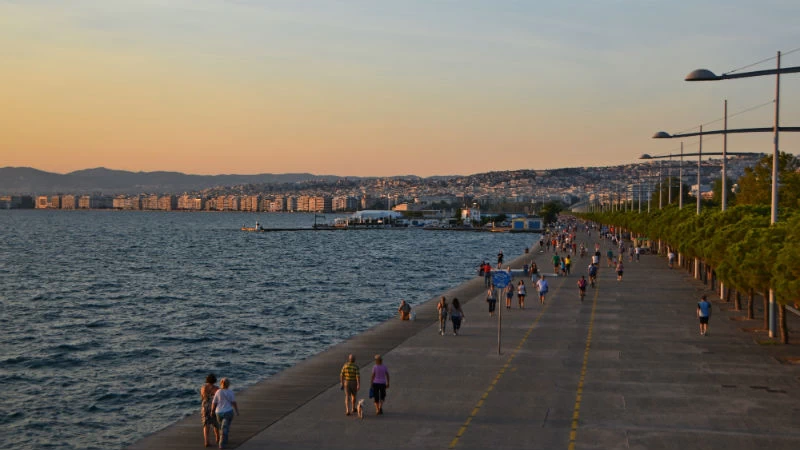 Κάναμε μια χαλαρή φωτο-βόλτα στη Νέα Παραλία της Θεσσαλονίκης - εικόνα 2