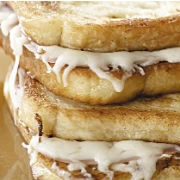 Σαντουιτσάκια με αβγοφέτες και γαλοπούλα (από το αρχείο του Λογάδι)