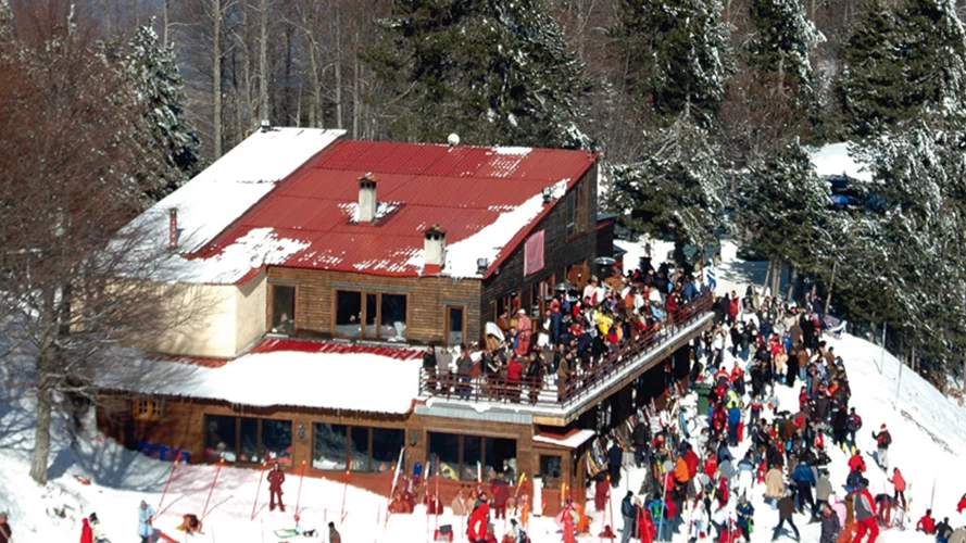 To Ελατοχώρι διαθέτει το δικό του ζωηρό χιονοδρομικό κέντρο