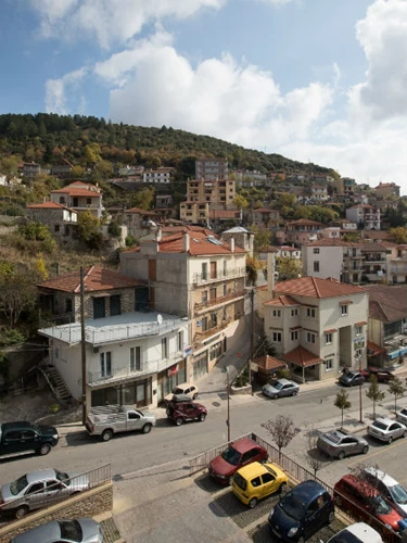 Πανοραμική άποψη της πόλης του Καρπενησίου.