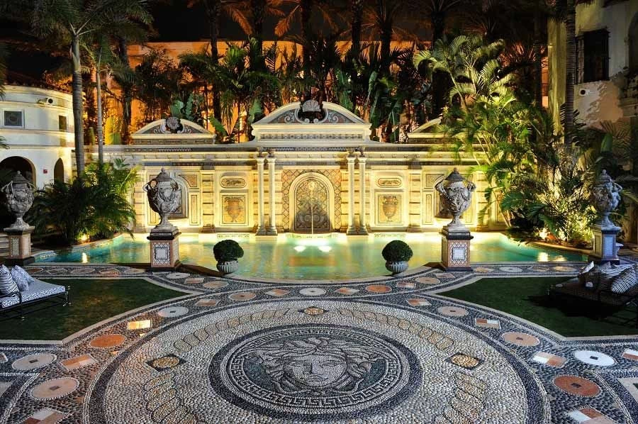Gianni Versace: Η κατοικία του μετατράπηκε σε luxury ξενοδοχείο - εικόνα 1