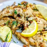 Mπουκιές κοτόπουλου με λεμόνι και σκόρδο