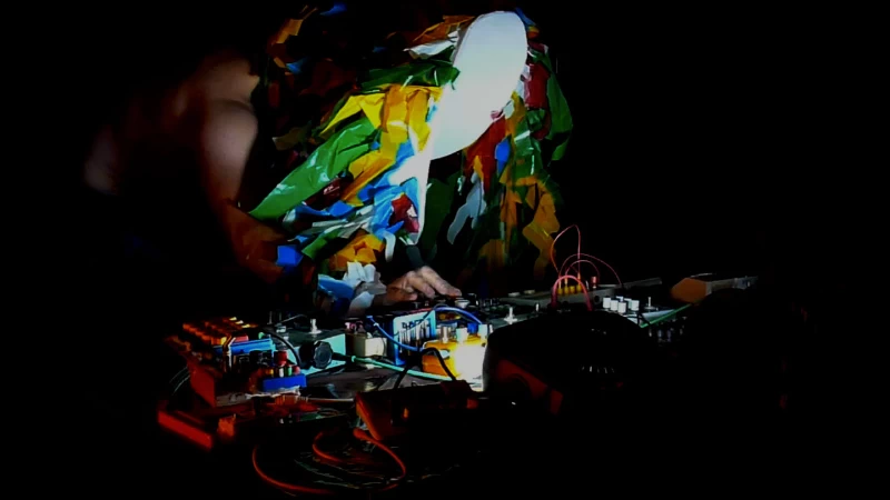 Electric Nights: Το φεστιβάλ ζωντανής ηλεκτρονικής μουσικής επιστρέφει στο Booze - εικόνα 1