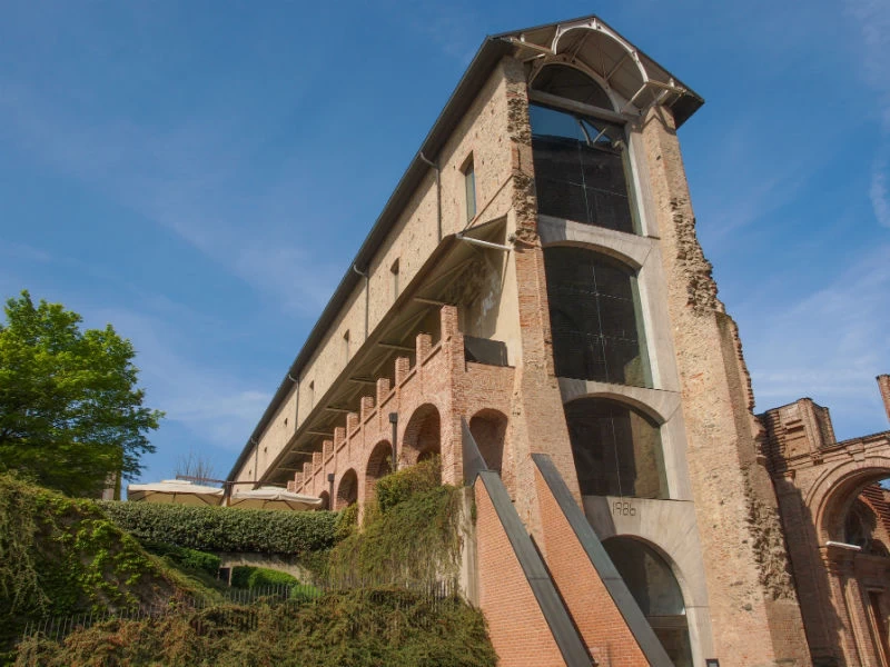 Ανταπόκριση | Castello di Rivoli: Πώς η σύγχρονη τέχνη συνομιλεί με την ιστορία της και πόσο (α)πολιτική είναι η «επιστροφή στη φύση»; - εικόνα 1