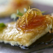 Ψητό ταλαγάνι με κονφί λεμόνι (του chef Βασίλη Ζαχαράκη)