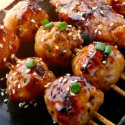 Γιαπωνέζικα κεφτεδάκια από κοτόπουλο (Tsukune)