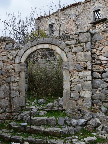 Περπατήσαμε στο Μπίλιοβο, το ομορφότερο λιθόκτιστο μονοπάτι της Πελοποννήσου - εικόνα 7