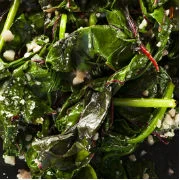 Βλίτα με φρέσκα κρεμμυδάκια και τζίντζερ