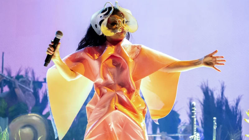 Αποστολή στο Primavera | Το ασύλληπτο φουτουριστικό σόου της Björk - εικόνα 6