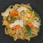 Χυλοπίτες με γλυκοκολοκύθα, κολοκύθι, κολοκυθόσπορους και λάδι τρούφας