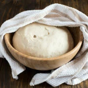 H  αυθεντική ζύμη της ναπολιτάνικης πίτσας