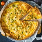 Ανοιχτή πίτα με σολομό