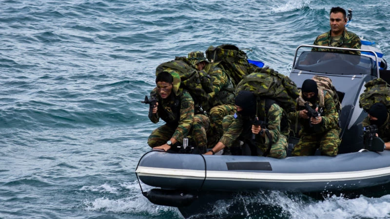 Η κωμωδία που θα σημάνει «Αιγαίο SOS»! - εικόνα 1