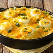 Πουρές με πατάτες και πράσα, με βραστά αβγά (anglesey eggs)