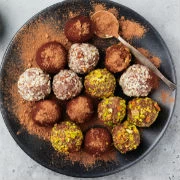 Σοκολατάκια με ξηρούς καρπούς και ρούμι 