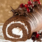 Κορμός σοκολάτας με σαντιγί