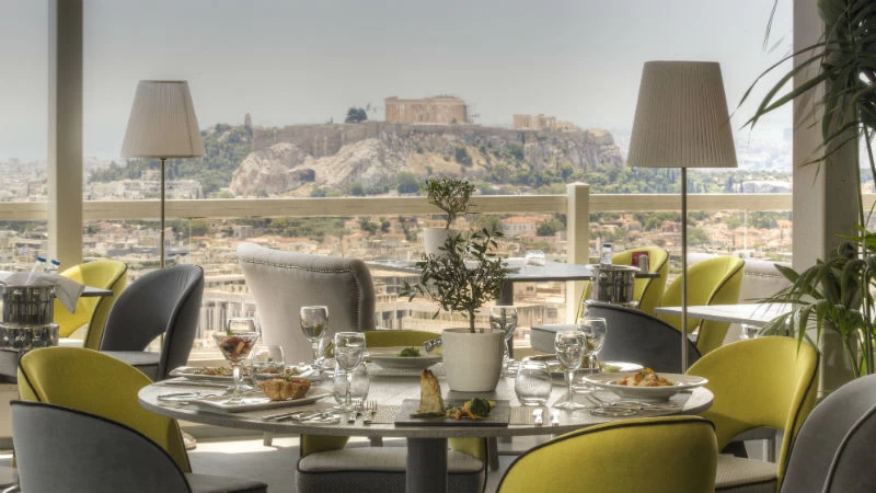 Athens hotelling: Ξεχωριστές εμπειρίες στα ξενοδοχεία της πόλης - εικόνα 1