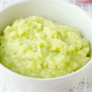 Πουρές με ψητά κολοκυθάκια και αρωματικά βότανα