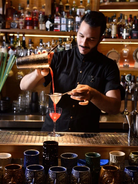 Δυο spot που εξελίσσουν τον καφέ και τα cocktail στη Θεσσαλονίκη - εικόνα 2