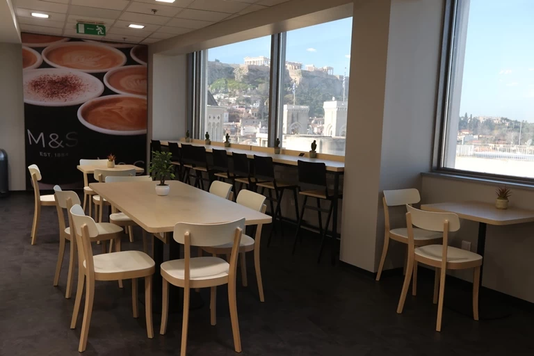 Νέο M&S Café! Yπέροχη ατμόσφαιρα με θέα την Ακρόπολη - εικόνα 1