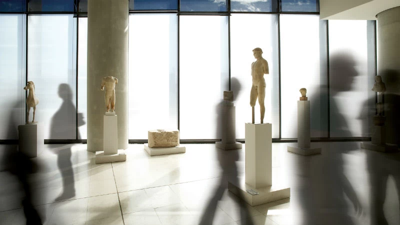 Το Μουσείο Ακρόπολης κλείνει 10 χρόνια και ανοίγει στο κοινό την ανασκαφή της αρχαίας Αθήνας - εικόνα 1