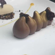 Νamelaka σοκολάτας με παγωτό εσπρέσο